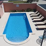Cozy In With Outdoor Swimming Pool * Pula