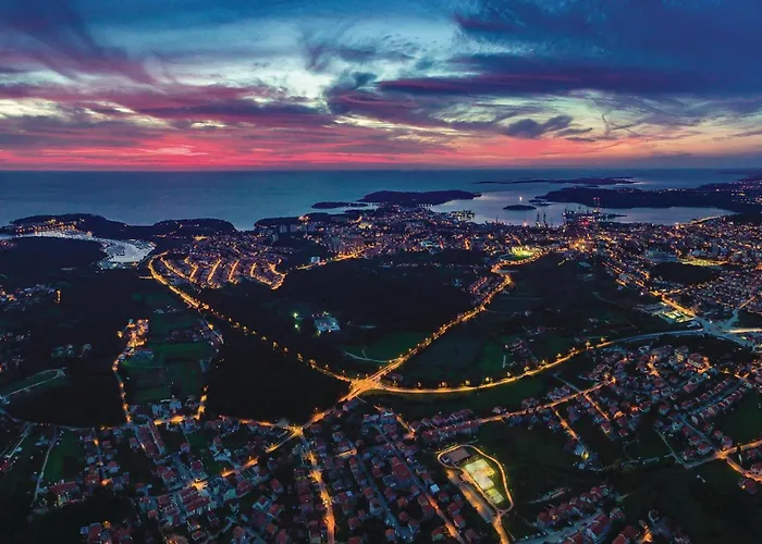 Cozy In With Wifi * Пула